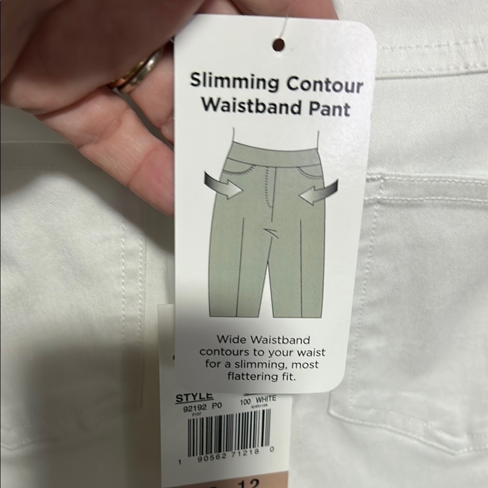 Ruby Rd. White ankle Pants - Picture 6 of 8